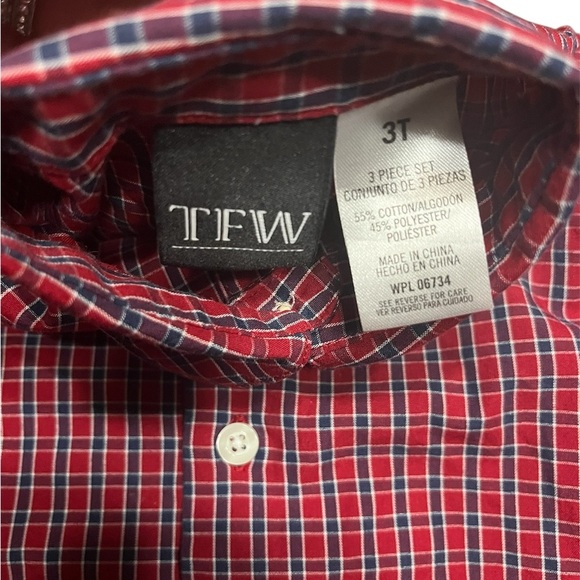 TFW Collard Button Down long sleeve
 Plaid: Red White Blue shirt
Size 3T - Picture 4 of 4